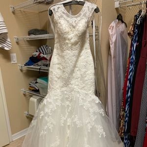NEVER WORN: Casablanca Wedding Dress